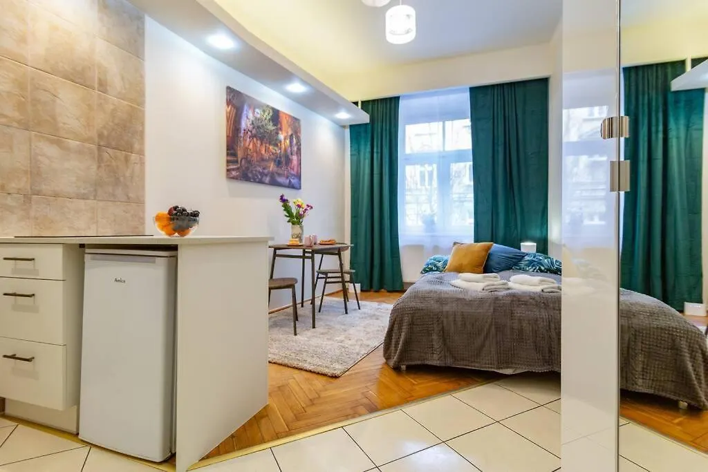 Miniscule Apartment Krakow